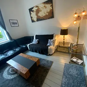 Cozy Close To Zaventem Airport Brussel